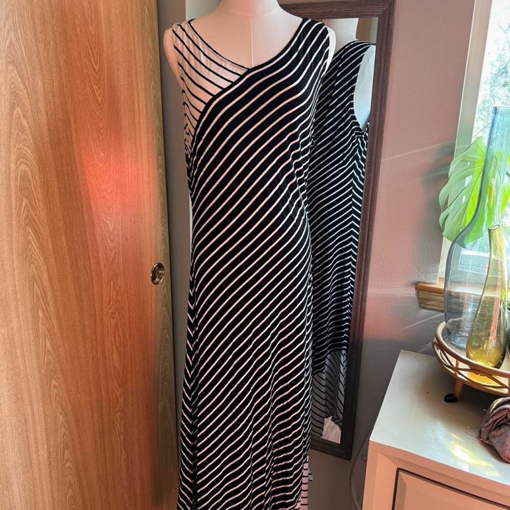 Max Studio Black and White One Shoulder Sundress